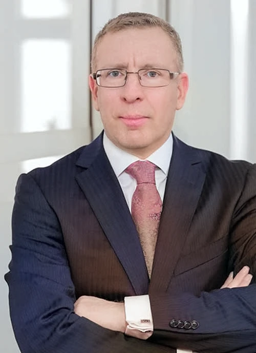 Mathias Giebken bei Mackewicz & Partner